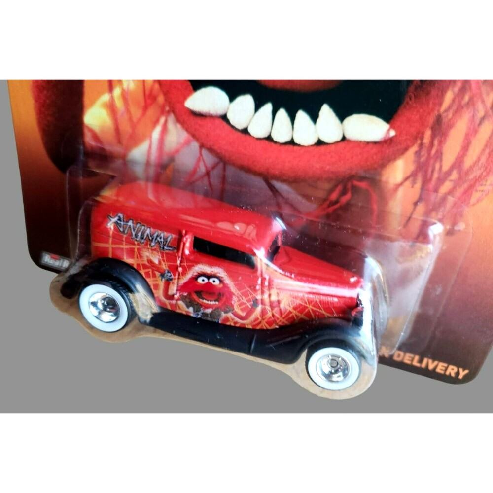 2014 Hot Wheels Pop Culture: The Muppets '34 FORD SEDAN DELIVERY Red/Black 1:64 - Picture 5 of 16